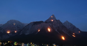 Zugspitze Brennende Feuer